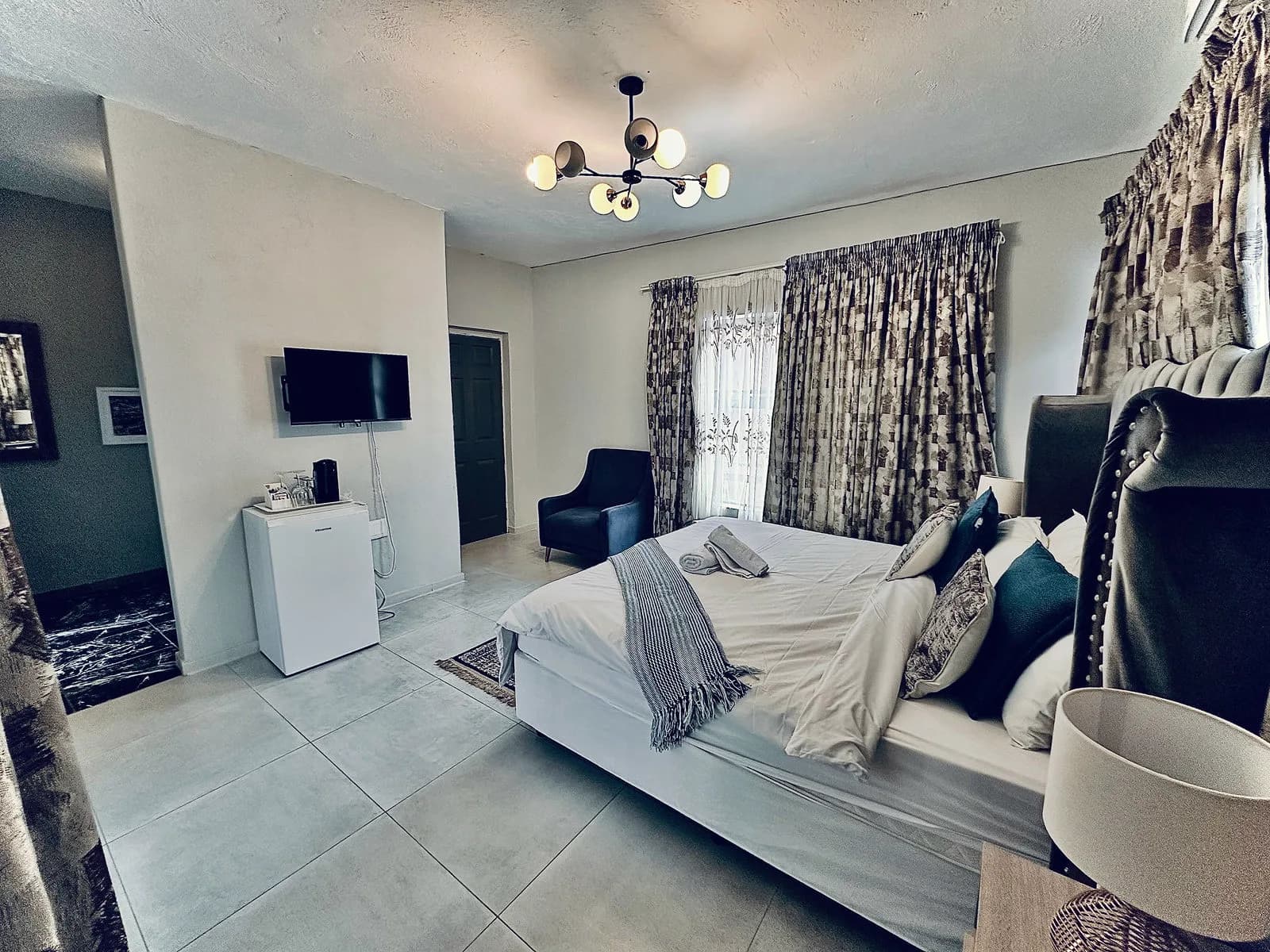 Deluxe Suite Room, photo 4