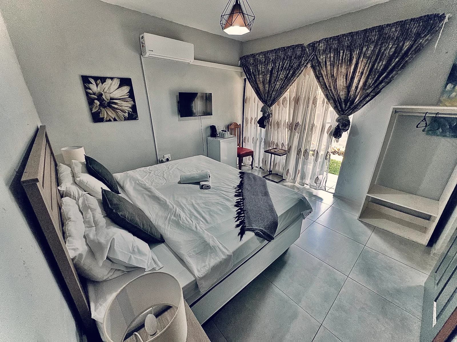 Family Room 1, photo 3